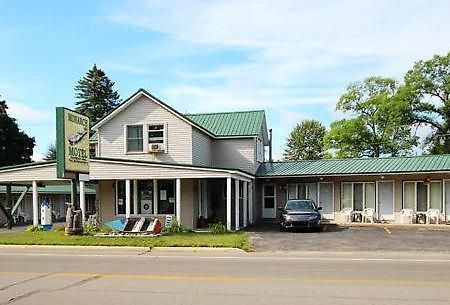 The Monarch Motel シボイガン エクステリア 写真